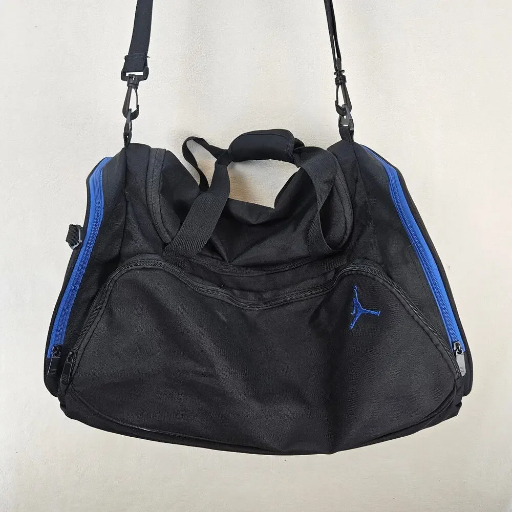 JORDAN BLACK GYM DUFFLE BAG SHOULD STRAP HANDHELD BLUE EMBROILDERED LOGO